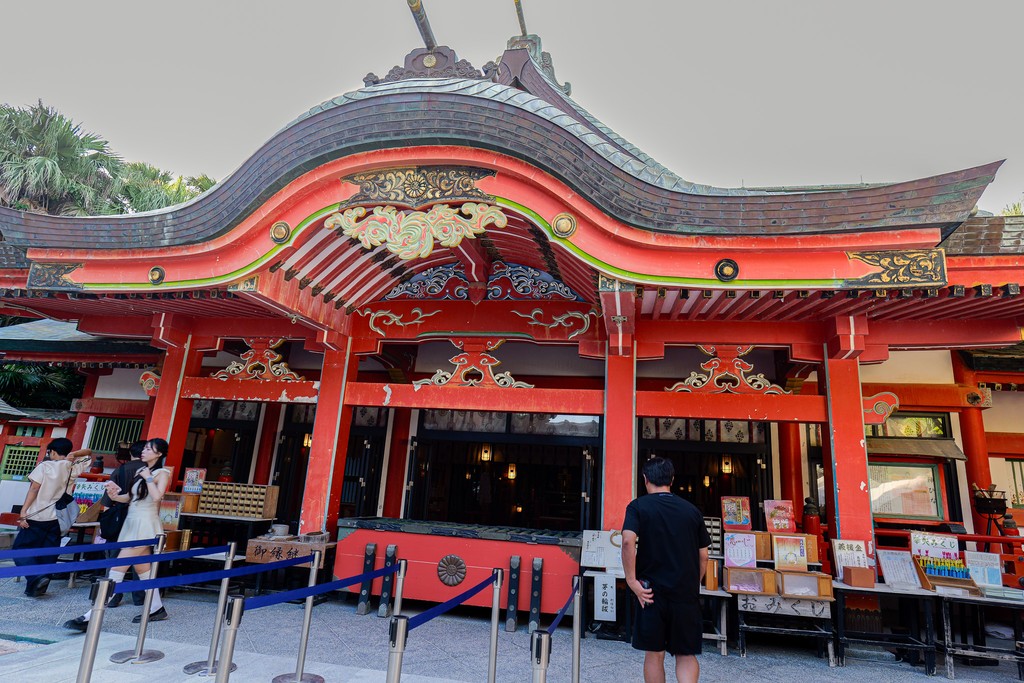 青島神社の本殿